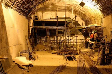 عکس‌هایی از عملیات عمرانی خط۳ متروی مشهد