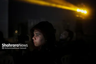 نمایش میدانی «نوری در نیمروز»