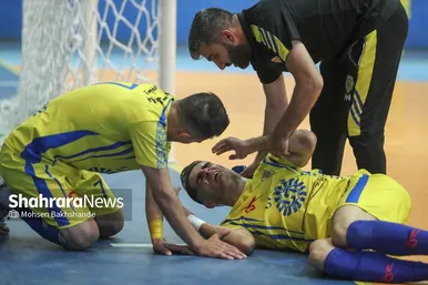 لیگ برتر فوتسال| مسابقه فرش آرا مشهد و شهرداری ساوه
