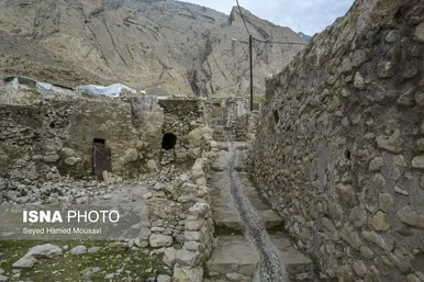 ایران زیباست | لیوس؛ روستایی از دل سنگ