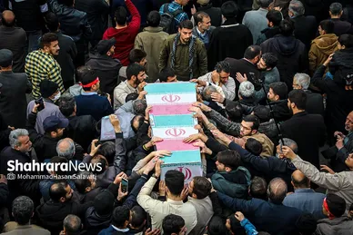 تشییع دو تن از شهدای حمله تروریستی کرمان در مشهد
