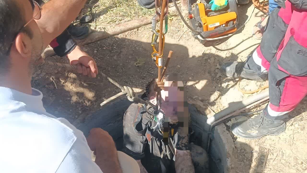 سقوط مرگبار مرد ۶۰ ساله در چاهی در اطراف مشهد + عکس