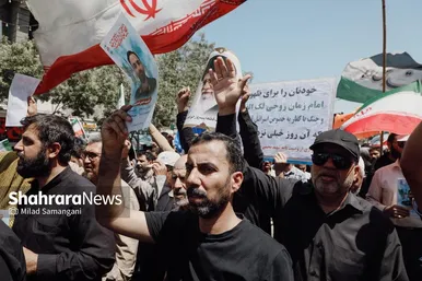 گزارش تصویری | تشییع پیکر مطهر شهید اقتدار حسن حسینی نژاد در مشهد