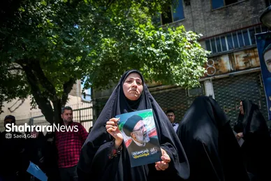 مشهد در ماتم رئیس جمهور شهید (۱)