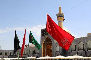 عزاداری روز عاشورا در خیابان امام رضا علیه السلام مشهد