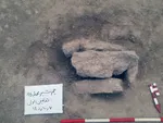 کشف گور باستانی یک نوزاد در کف خانه + تصاویر