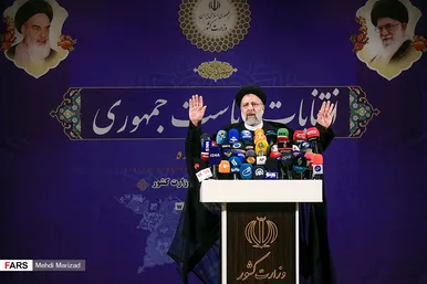 تصاویر منتخب روز آخر ثبت‌نام داوطلبان ریاست جمهوری ۱۴۰۰