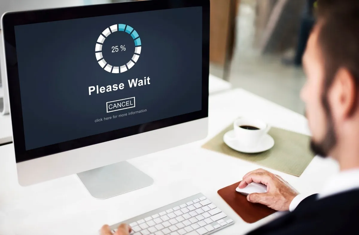 اختلال در موبایل‌بانک و اینترنت‌بانک ۴ بانک ادامه دارد