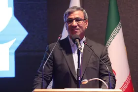 تحویل ۴۲ دستگاه خودرو سنگین به شهرداری&zwnj;های خراسان رضوی | مظفری: شهرداری&zwnj;ها خط مقدم خدمت&zwnj;رسانی به مردم هستند + فیلم