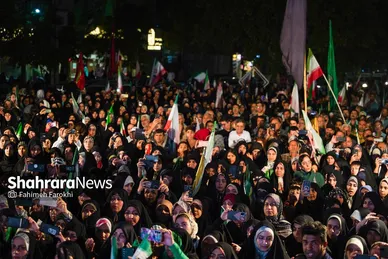 گزارش تصویری | ضیافت خیابانی ۶ زوج ناشنوا برای ترویج ازدواج آسان