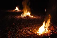 چهارشنبه سوری امسال(۱۴۰۲) چه روزی است؟ + آداب و رسوم
