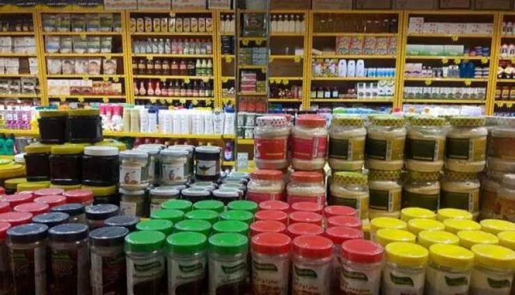 عطاری‌ها مجاز به ارائه دارو‌های دست ساز و مداخلات درمانی نیستند