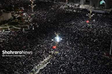 مراسم احیاء شب ۲۱ ماه رمضان در حرم مطهر رضوی