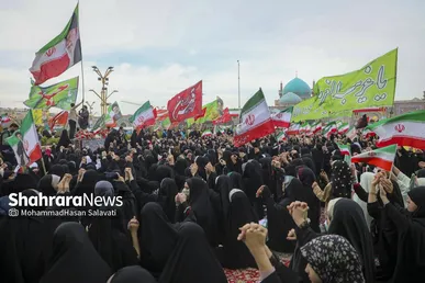 گزارش تصویری | اجتماع بزرگ «مشت‌های گره‌کرده» در حرم مطهر رضوی