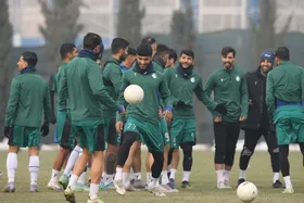هیچ بازیکنی با استقلال وارد مذاکره نمی&zwnj;شود