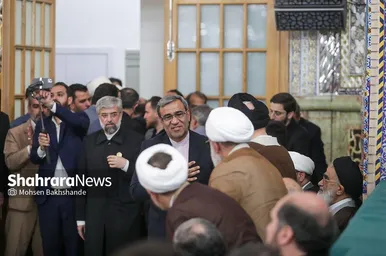 گزارش تصویری | آیین گرامیداشت شهدای خدمت در حرم امام‌رضا(ع) (۱۸ اردیبهشت ۱۴۰۴)