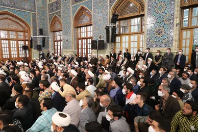 حضور و سخنرانی رهبر انقلاب در اجتماع زائران و مجاوران حرم مطهر رضوی- ۳