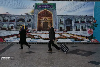 ورود مسافران نوروزی به مشهد از راه آهن
