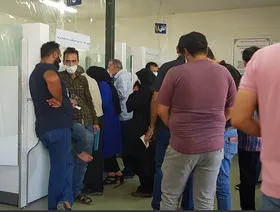 شهروند خبرنگار| عدم رعایت پروتکل های بهداشتی در مرکز تعویض پلاک خودرو