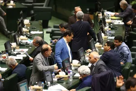 سوال از وزیر بهداشت در صحن علنی مجلس روز&zwnj;های ۴ و ۵ آذر ۱۴۰۴