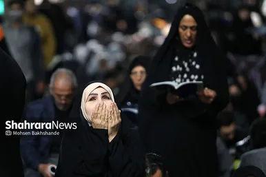 مراسم احیاء شب ۲۱ ماه رمضان در حرم مطهر رضوی