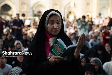 مراسم دعای عرفه در حرم مطهر رضوی