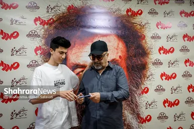 گزارش تصویری | نمایش مردمی فیلم «صددام» با حضور رضا عطاران در مشهد