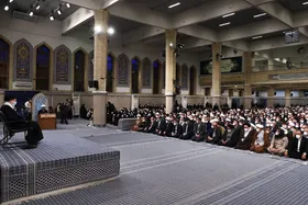 ویدئو| رهبر انقلاب در دیدار با مردم قم: در قضیه اغتشاشات می&zwnj;خواستند نقاط قوت ما را از بین ببرند