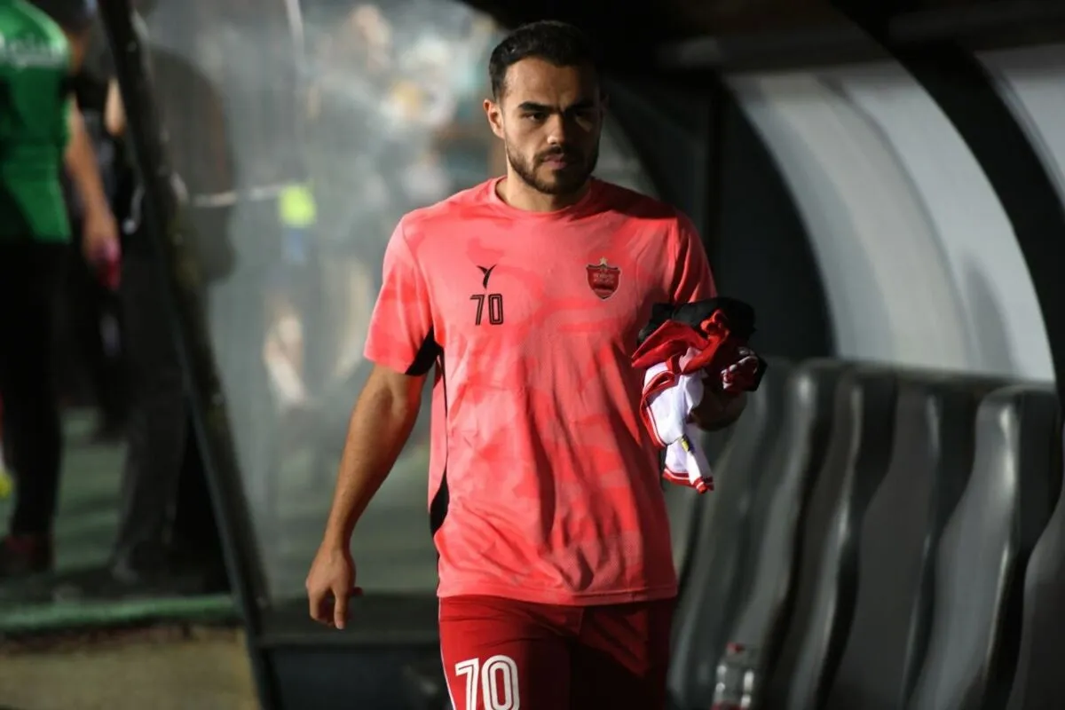 اورونوف و پرسپولیس
