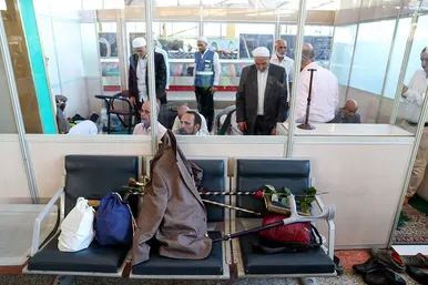 بازگشت اولین کاروان حجاج خراسانی