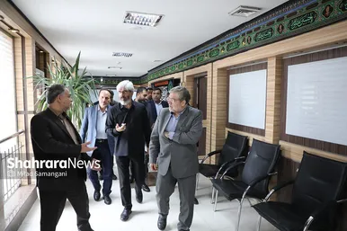 گزارش تصویری از بازدید عضو دفتر حفظ و نشر آثار رهبر معظم انقلاب اسلامی و شهردار مشهد مقدس از مؤسسه فرهنگی شهرآرا