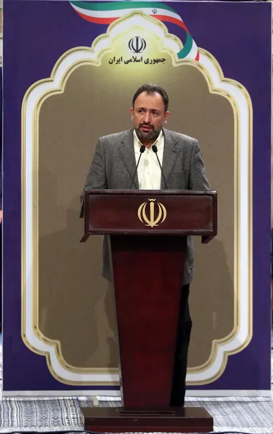 دیدار جمعی از مسئولان نظام و مهمانان شرکت کننده در کنفرانس وحدت اسلامی با رهبر معظم انقلاب