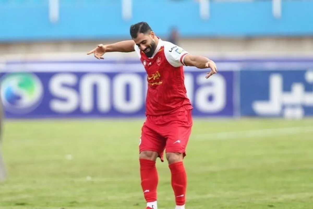 سرمربی پرسپولیس، کاپیتان انتخاب می‌کند