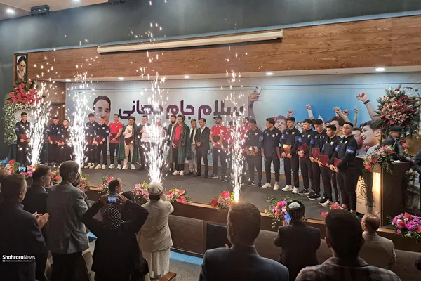 لباس محلی افغانستان بر تن مجید مرتضایی + عکس