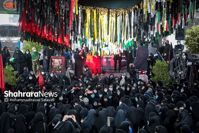 مراسم تدفین پیکر ۳ شهید گمنام در میدان شهدا مشهد