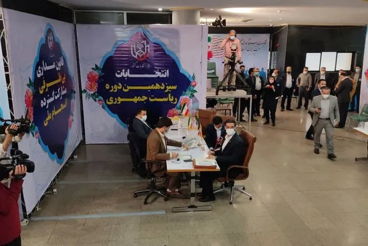 سعید محمد: شأن رهبری بالاتر از آن است که به کسی اذن کاندیداتوری بدهند