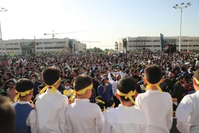گپ و گفت با شماری از کودکان و نوجوانان پویش بزرگ &laquo;سلام فرمانده&raquo; در مشهد