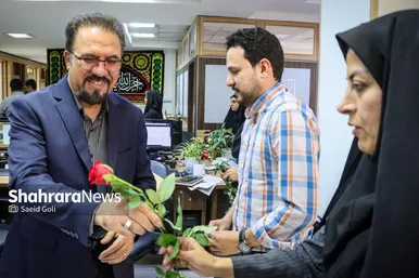 گزارش تصویری | بازدید مدیران استانی و شهری از روزنامه شهرآرا به مناسبت روز خبرنگار - ۳