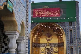 پای سفره امام | میزبانی حرم امام&zwnj;رضا (ع) از ۱۳ هزار نفر از اقشار آسیب&zwnj;پذیر در دهه ولایت ۱۴۰۴