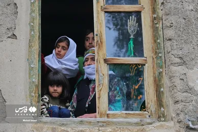 مادرانِ آبادی