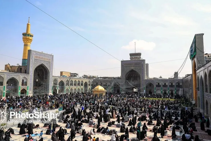اقامه نماز عید سعید فطر در حرم مطهر رضوی