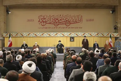 عکس | دیدار جمعی از مسئولان نظام و سفیران کشورهای اسلامی با مقام معظم رهبری