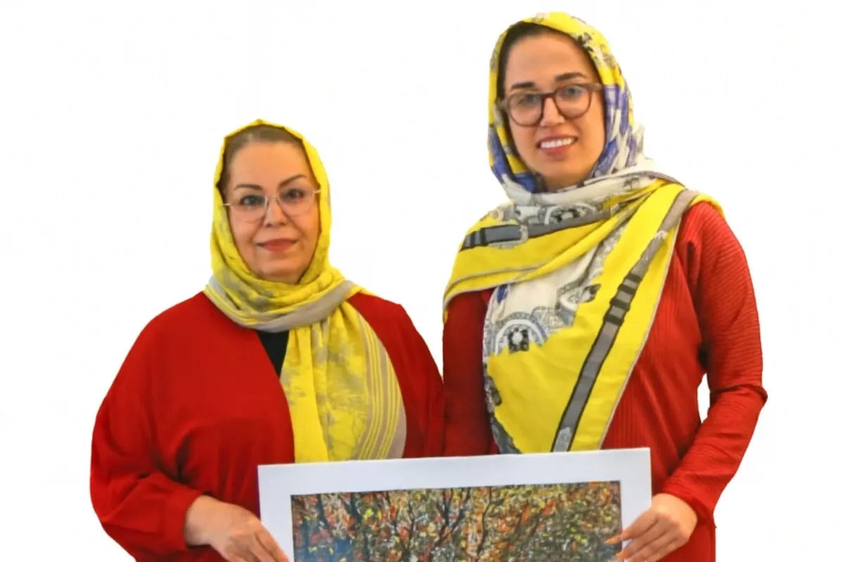 جادوگر دورریز‌ها | بانویی که از تکه‌پارچه‌ها هنری جهانی خلق کرد