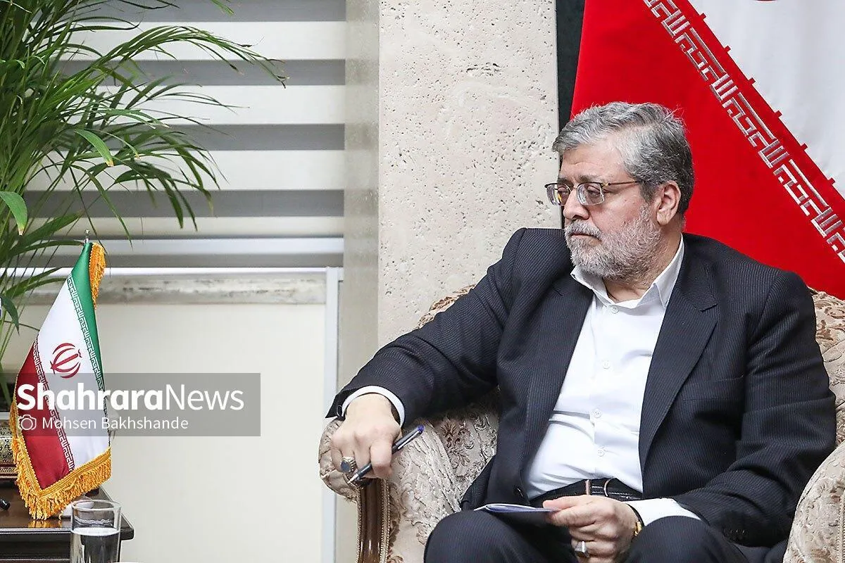 قلندر شریف: مشهد در زمینه استقبال از بهار شاخص است | تلاش برای آماده‌سازی ۶۰۰۰ پارکینگ موقت برای نوروز ۱۴۰۴