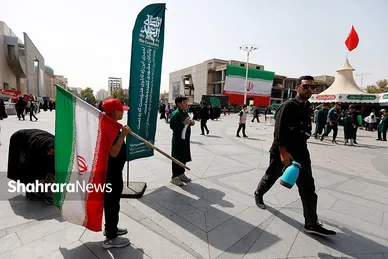 گزارش تصویری | موکب های خدمت رسان به زائران در روزهای پایان ماه صفر در عرصه میدان شهدا مشهد