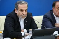 عراقچی با استناد به حقوق بین‌الملل، اظهارات ترامپ درباره راهبری جنگ ۱۲روزه را قابل‌پیگیری دانست
