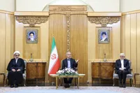 پزشکیان پیش از عزیمت به روسیه: بریکس فرصت خوبی برای پایان دادن به تمامیت خواهی آمریکا است