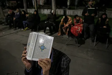 مراسم احیاء شب۲۱ ماه رمضان در بهشت رضا(ع)