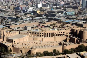 اعتصاب مردم هرات در اعتراض به تصمیم طالبان برای ممنوعیت حضور دختران در دانشگاه&zwnj;ها