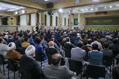 عکس‌هایی از دیدار دست‌اندرکاران دومین کنگره ۲۴ هزار شهید استان خوزستان با رهبر انقلاب